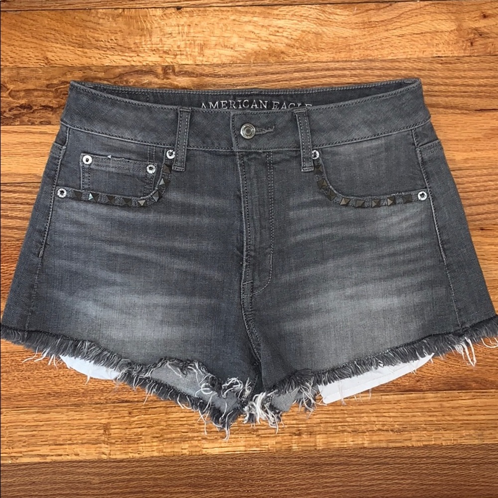 AE Women’s Shorts